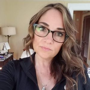 Meet your Posher, Theresa